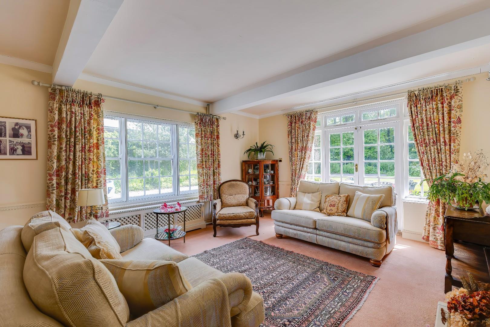 Llanquian Road, Aberthin, Nr Cowbridge, Vale of Glamorgan,  CF71 7HE
